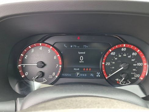 Used 2025 Nissan Frontier PRO-4X w/ Interior Protection Package AWD/4WD image 11