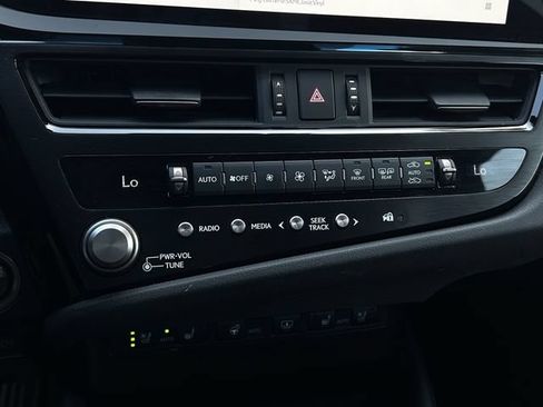 Used 2023 Lexus ES 350 F Sport w/ Accessory Package (Z2) FWD image 20