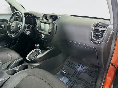 Used 2019 Kia Soul + image 26