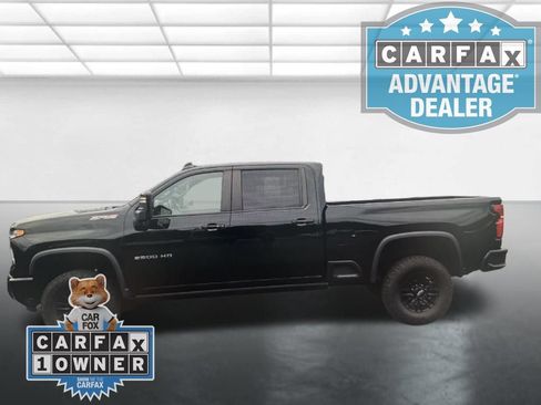 Used 2024 Chevrolet Silverado 2500 ZR2 w/ Technology Package AWD/4WD image 7