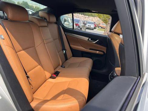 Used 2013 Lexus GS 350 w/ F Sport Pkg RWD image 28