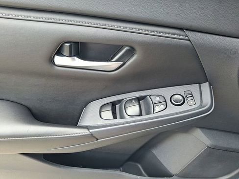 Used 2025 Nissan Sentra SV w/ All-Weather Package image 13