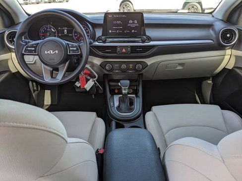 Used 2022 Kia Forte LXS image 15