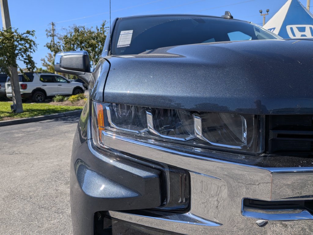 Used 2019 Chevrolet Silverado 1500 LT w/ All-Star Edition AWD/4WD image 9