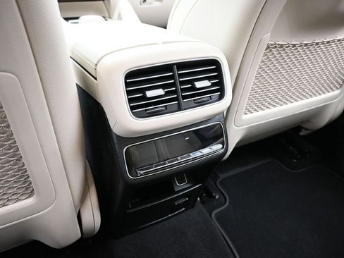 Used 2021 Mercedes-Benz GLE 350 4MATIC image 27