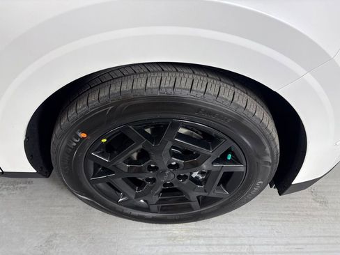 New 2026 Kia Carnival SX Prestige FWD image 10