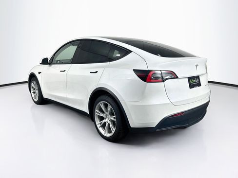Used 2021 Tesla Model Y Long Range AWD/4WD image 5