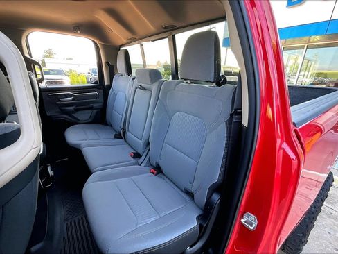 Used 2019 RAM 1500 Big Horn AWD/4WD image 27