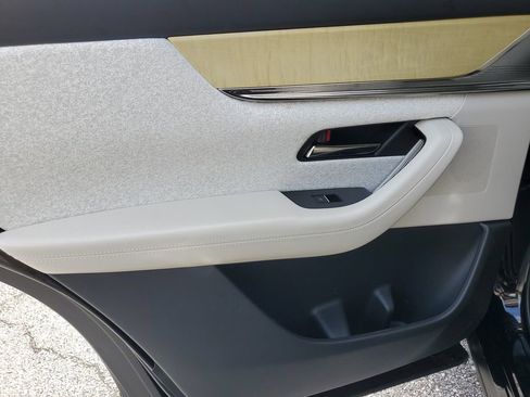 Used 2025 MAZDA CX-90 3.3 Turbo S w/ Premium Plus image 17