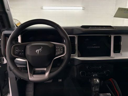 New 2026 Ford Bronco Heritage Edition image 8