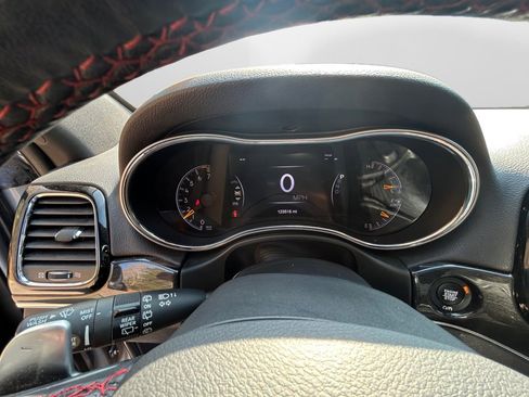 Used 2020 Jeep Grand Cherokee Trailhawk image 14