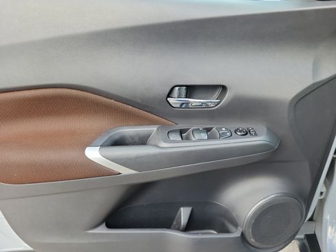 Certified 2023 Nissan Kicks SR FWD image 25
