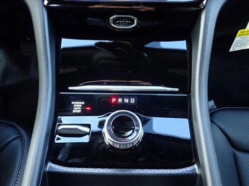 New 2026 Jeep Grand Cherokee Limited w/ Luxury Tech Group II image 24