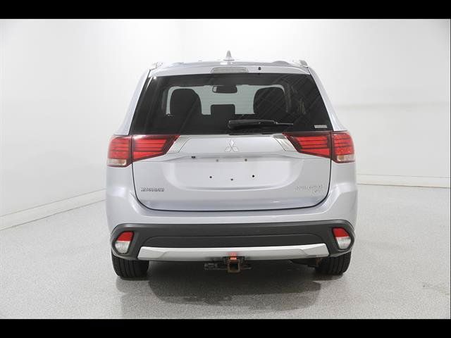 Used 2017 Mitsubishi Outlander GT AWD/4WD image 22