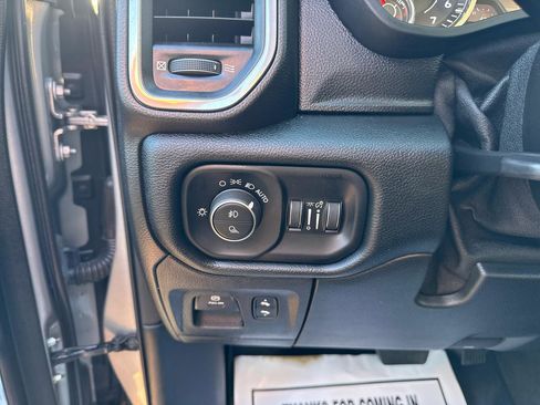 Used 2022 RAM 1500 Laramie w/ Laramie Southwest Edition AWD/4WD image 18