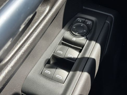 Used 2022 Chevrolet Silverado 1500 Custom w/ LPO, Dark Essentials Package image 15