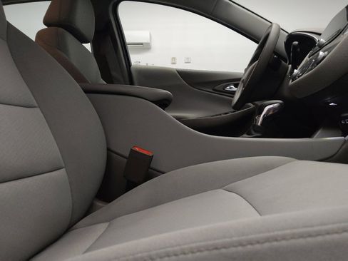 Used 2025 Chevrolet Malibu LT FWD image 21