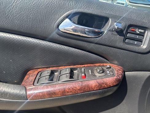 Used 2002 Acura MDX Touring image 16