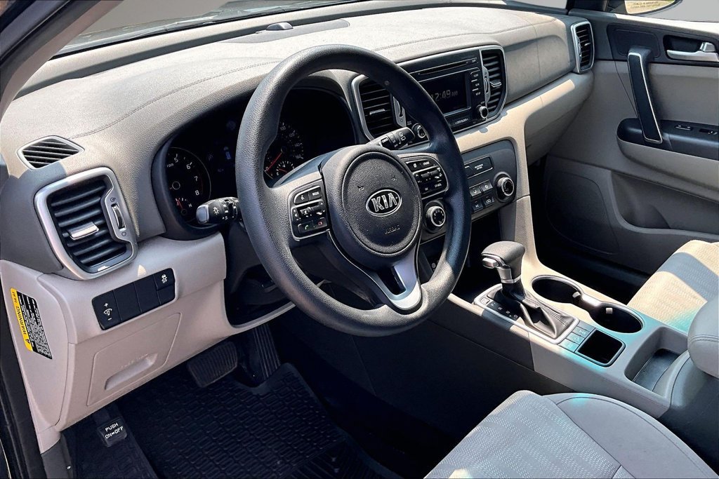 Used 2019 Kia Sportage LX AWD/4WD image 17