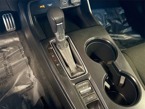 Used 2024 Honda Civic Sport image 16