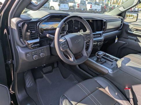 New 2026 Chevrolet Silverado 1500 High Country w/ Midnight Edition image 10