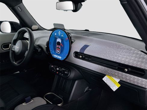 Certified 2025 MINI Cooper S FWD image 23