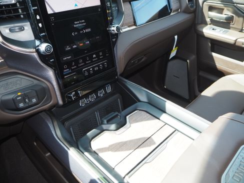 New 2025 RAM 3500 Longhorn image 22