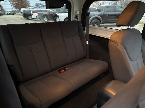 Used 2018 Jeep Wrangler Sport image 10