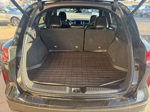 Used 2021 INFINITI QX50 Luxe w/ Appearance Package image 17