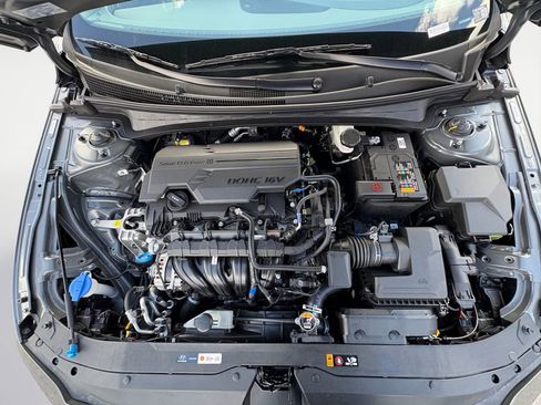 New 2026 Hyundai Elantra Sport FWD image 16