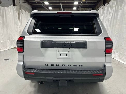 Used 2025 Toyota 4Runner SR5 image 6