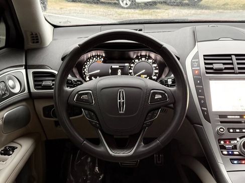 Used 2020 Lincoln MKZ Reserve w/ Luxury Package AWD/4WD image 23