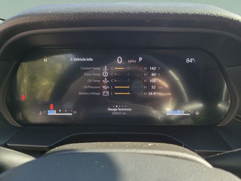Certified 2025 Jeep Grand Cherokee Altitude AWD/4WD image 27