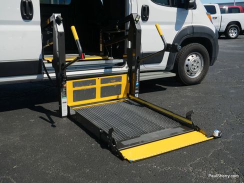 Used 2023 RAM ProMaster 2500 image 15