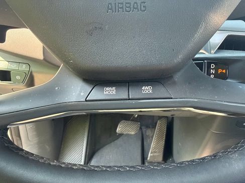 Used 2024 Kia EV9 Land AWD/4WD image 13