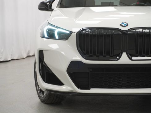Used 2024 BMW X1 M35i w/ Shadowloine Package AWD/4WD image 34