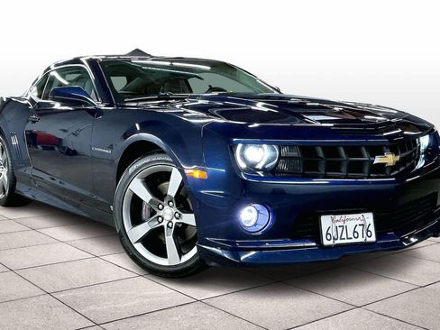 Used 2010 Chevrolet Camaro SS w/ LPO, Ground Effects Package image 2