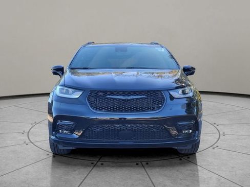 New 2026 Chrysler Pacifica Select w/ S Appearance Package image 16