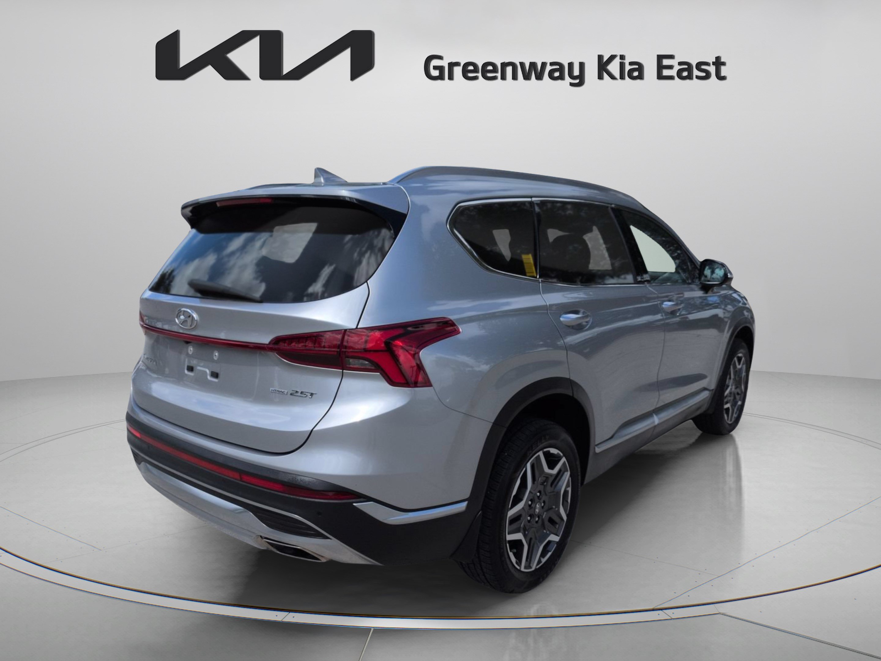Used 2022 Hyundai Santa Fe Limited w/ Winter Weather Package AWD/4WD image 6