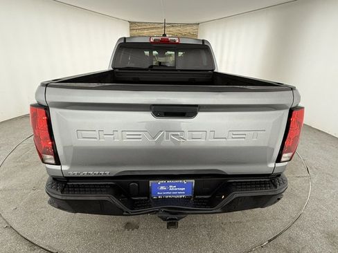 Used 2024 Chevrolet Colorado W/T w/ WT Convenience Package RWD image 4