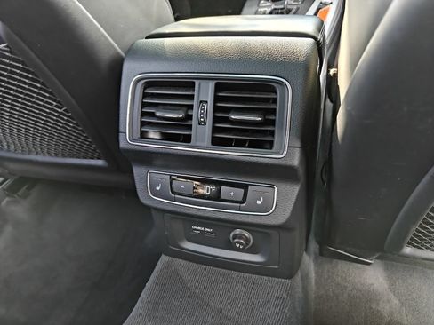 Used 2019 Audi SQ5 Prestige w/ Prestige Package AWD/4WD image 26
