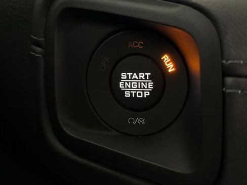 New 2026 Jeep Wrangler Unlimited Rubicon AWD/4WD image 13
