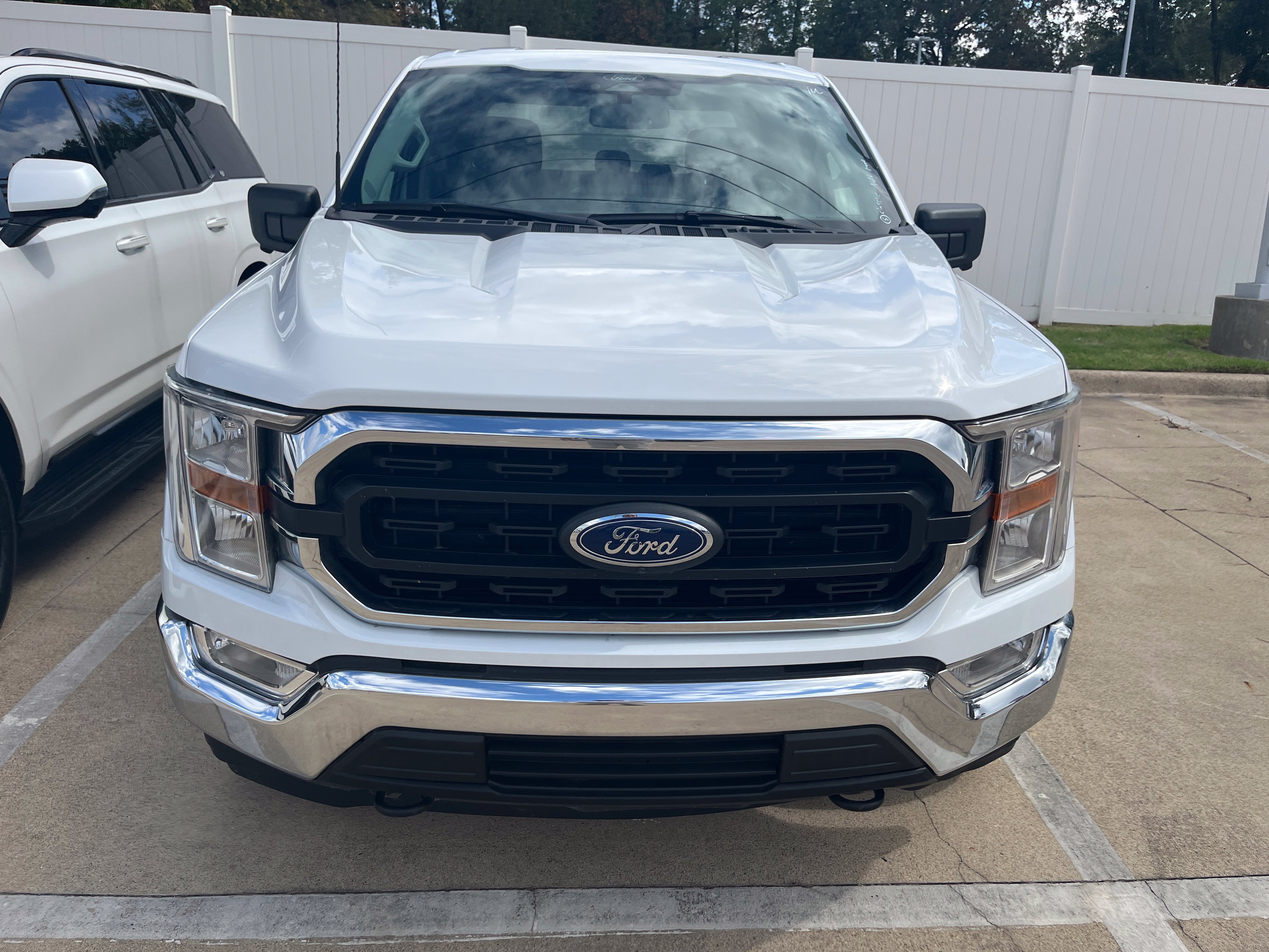 Used 2022 Ford F150 XLT w/ Equipment Group 301A Mid AWD/4WD image 10