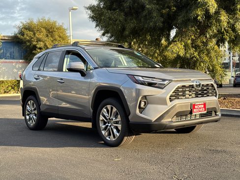 New 2025 Toyota RAV4 XLE Premium image 4