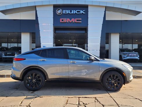 New 2026 Buick Envista Sport Touring w/ Convenience I Package image 3