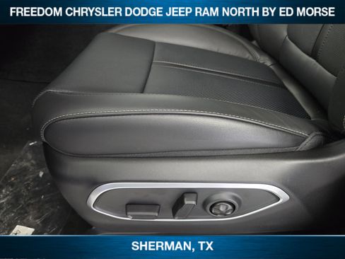 New 2026 Jeep Grand Wagoneer 4WD image 18