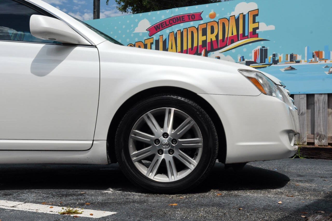 Used 2007 Toyota Avalon Touring FWD image 38