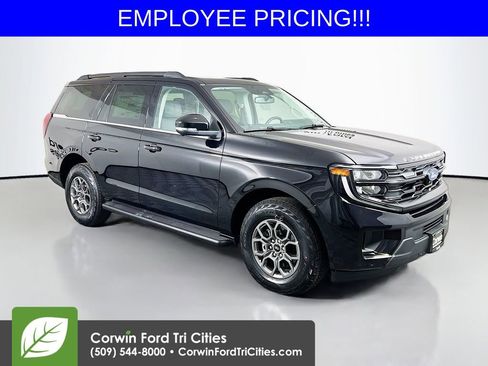 New 2026 Ford Expedition Active AWD/4WD image 1