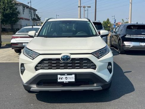 Used 2020 Toyota RAV4 Limited w/ Limited Grade Weather Package AWD/4WD image 4