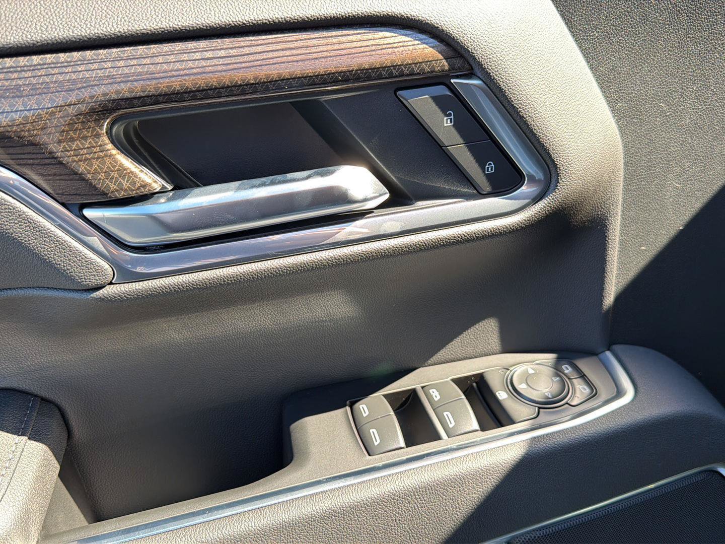 New 2026 Chevrolet Silverado 1500 RST AWD/4WD image 31